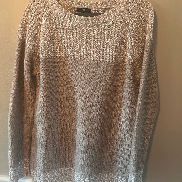 FATE textured two tone cozy, warm sweater - Size XL - Picture 11 of 11